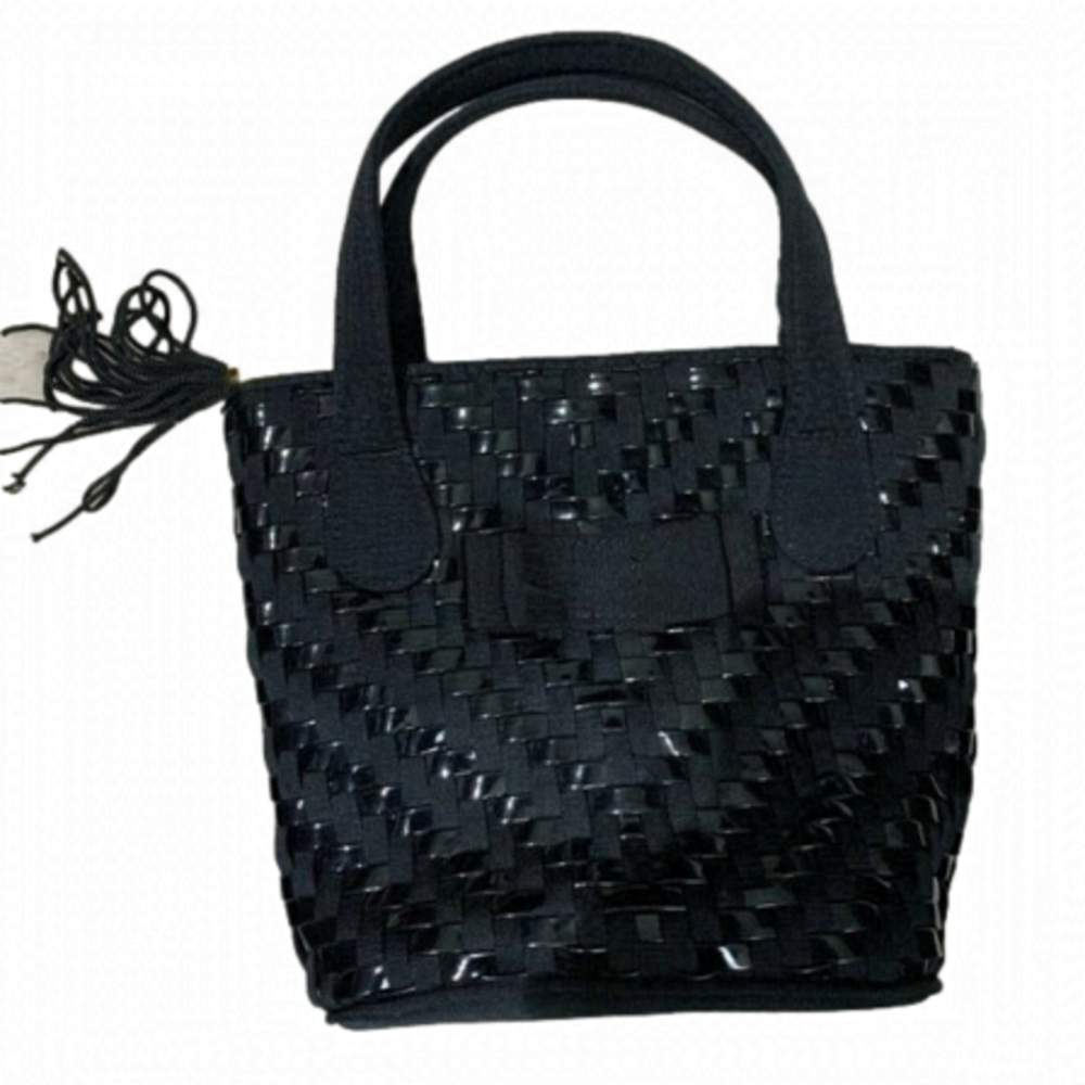 Black weaved bow bag